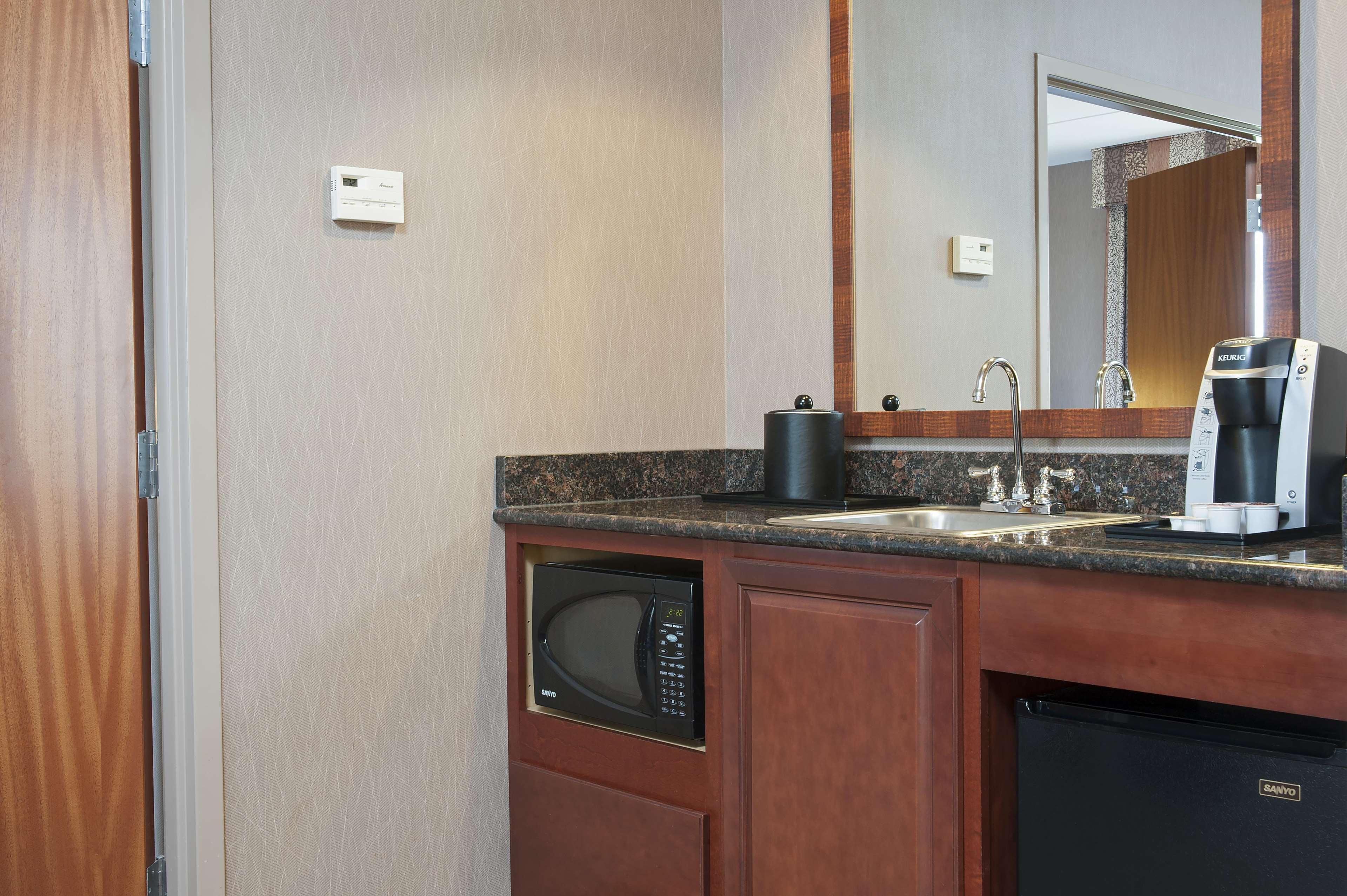 Hilton Garden Inn Indianapolis South/Greenwood מראה חיצוני תמונה