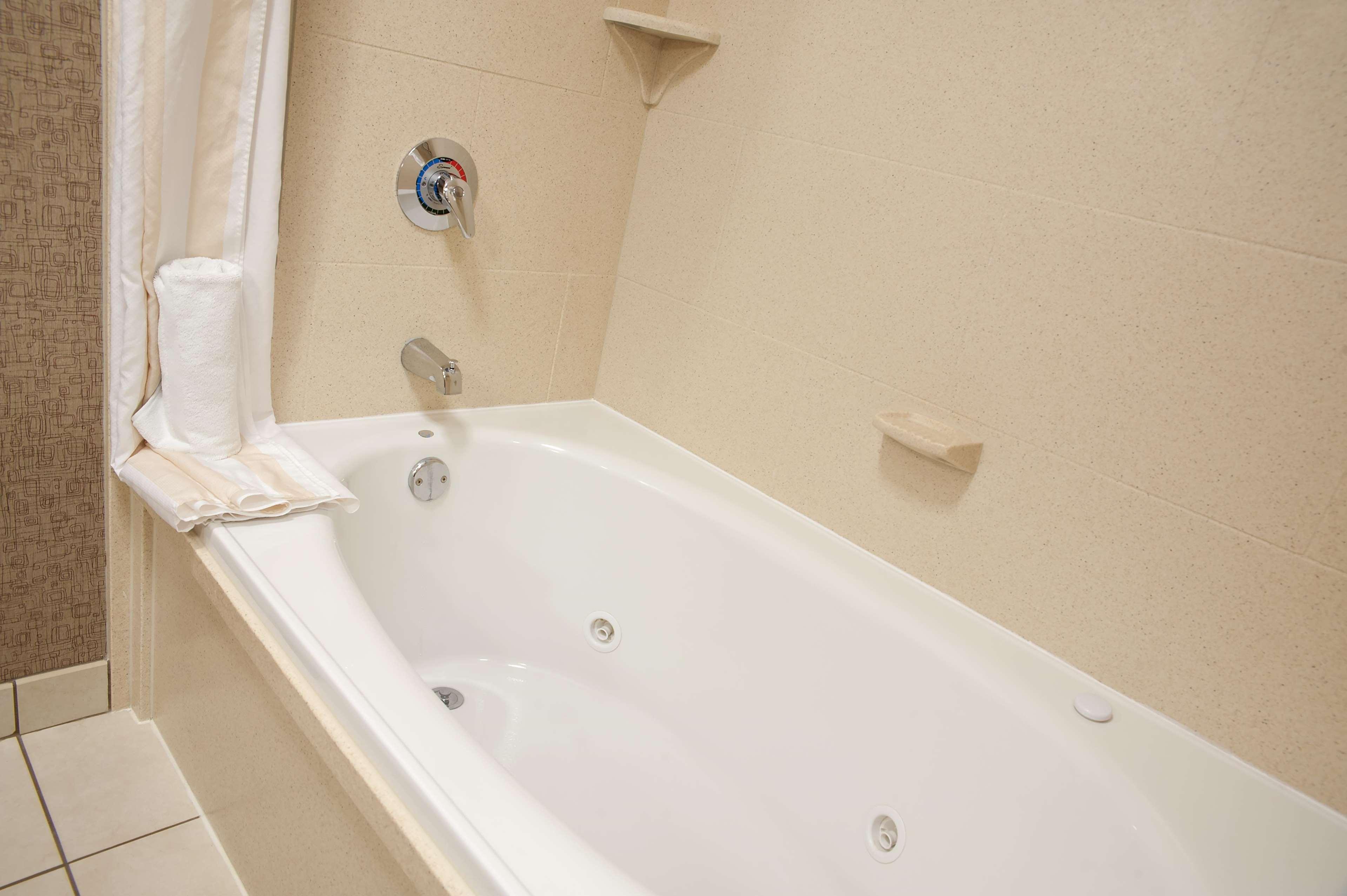 Hilton Garden Inn Indianapolis South/Greenwood מראה חיצוני תמונה