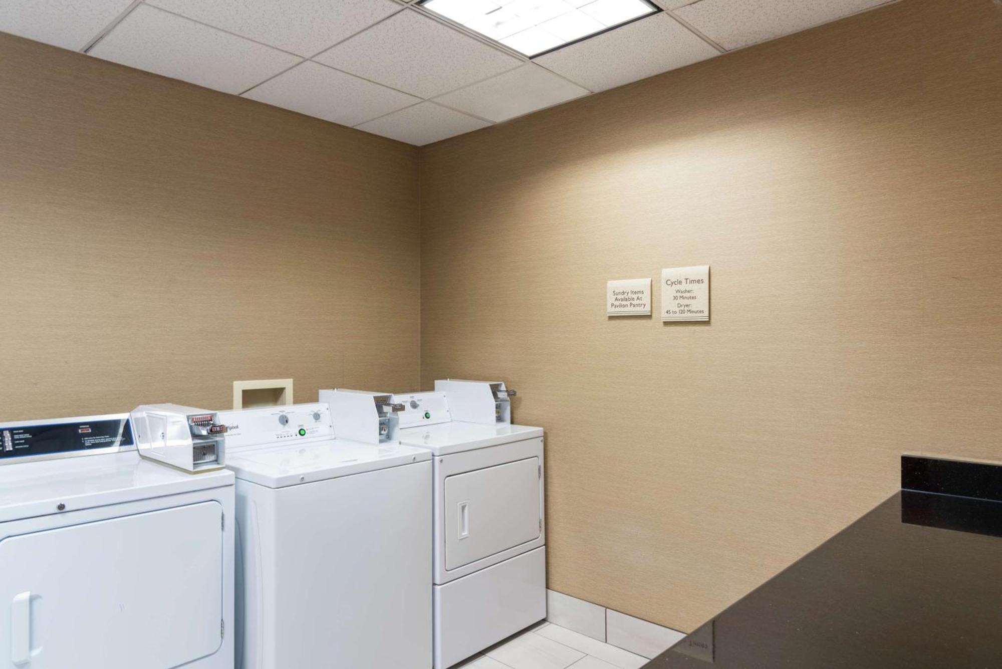Hilton Garden Inn Indianapolis South/Greenwood מראה חיצוני תמונה