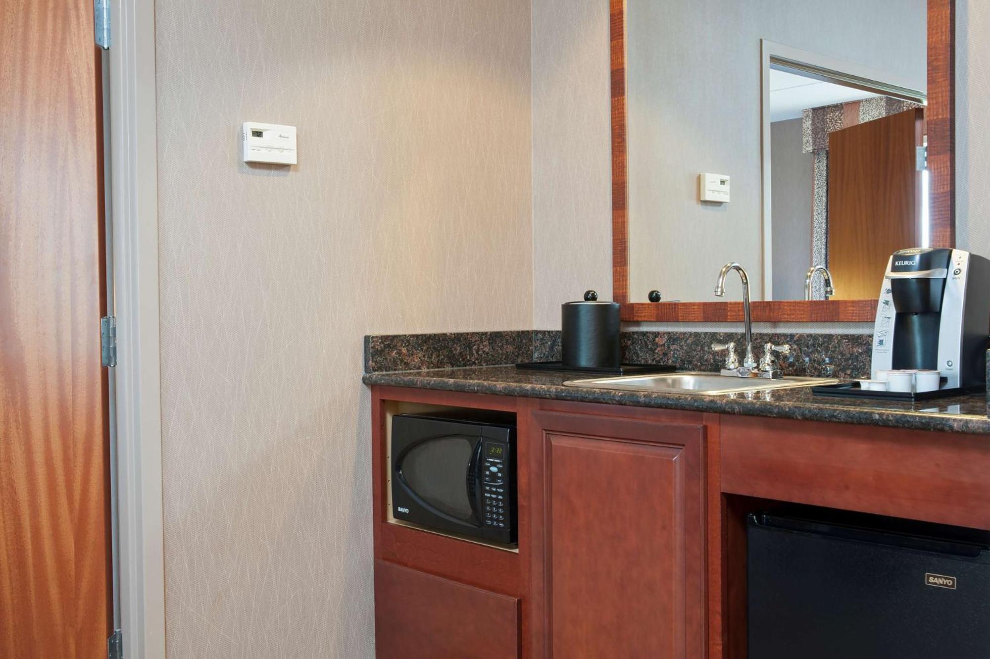Hilton Garden Inn Indianapolis South/Greenwood מראה חיצוני תמונה