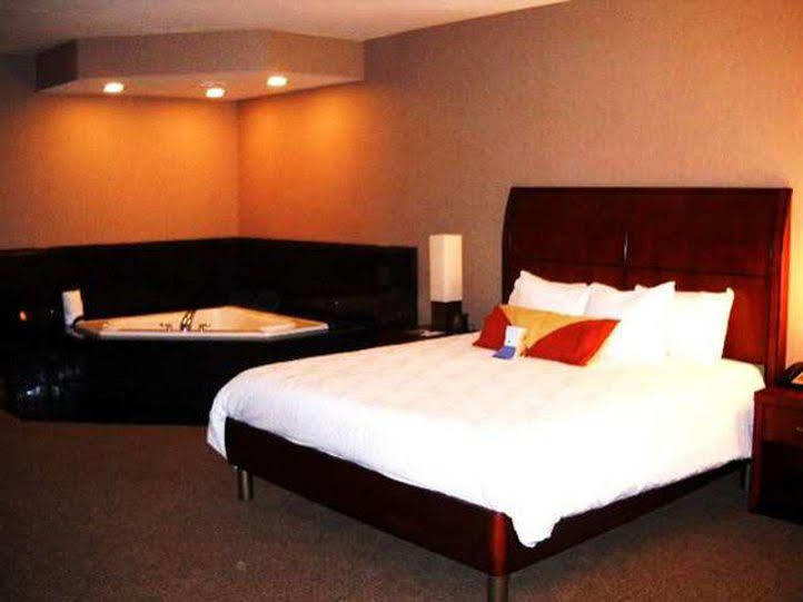 Hilton Garden Inn Indianapolis South/Greenwood מראה חיצוני תמונה